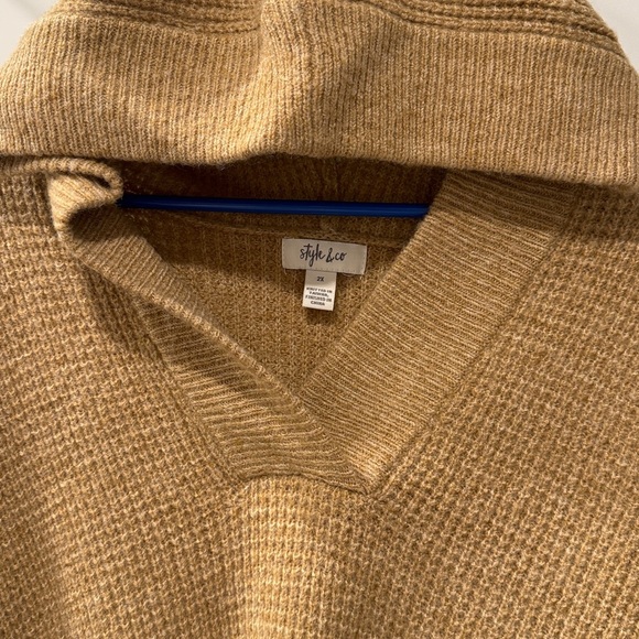 2XL Style & Co OVERSIZED Tan V-Neck Sweater Cozy Knit - Picture 5 of 7